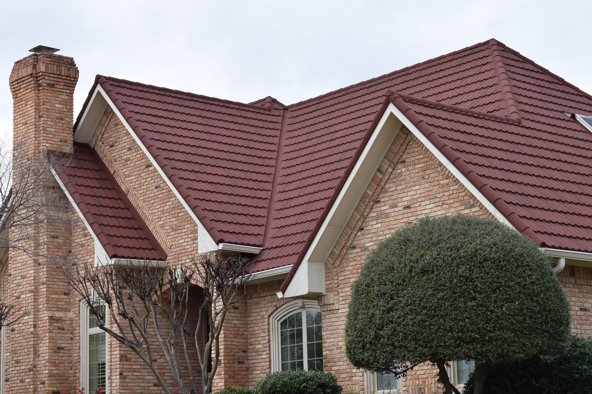 CLASSIC Evergreen Roofing and Solar